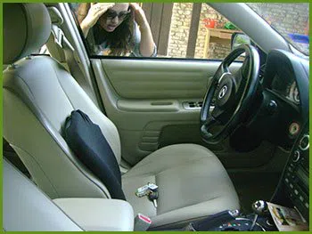 Neighborhood Locksmith Services Pembroke, MA 781-326-4423 - 20-keys-locked-in-car