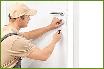 Neighborhood Locksmith Services Pembroke, MA 781-326-4423 - 5-lock-repair
